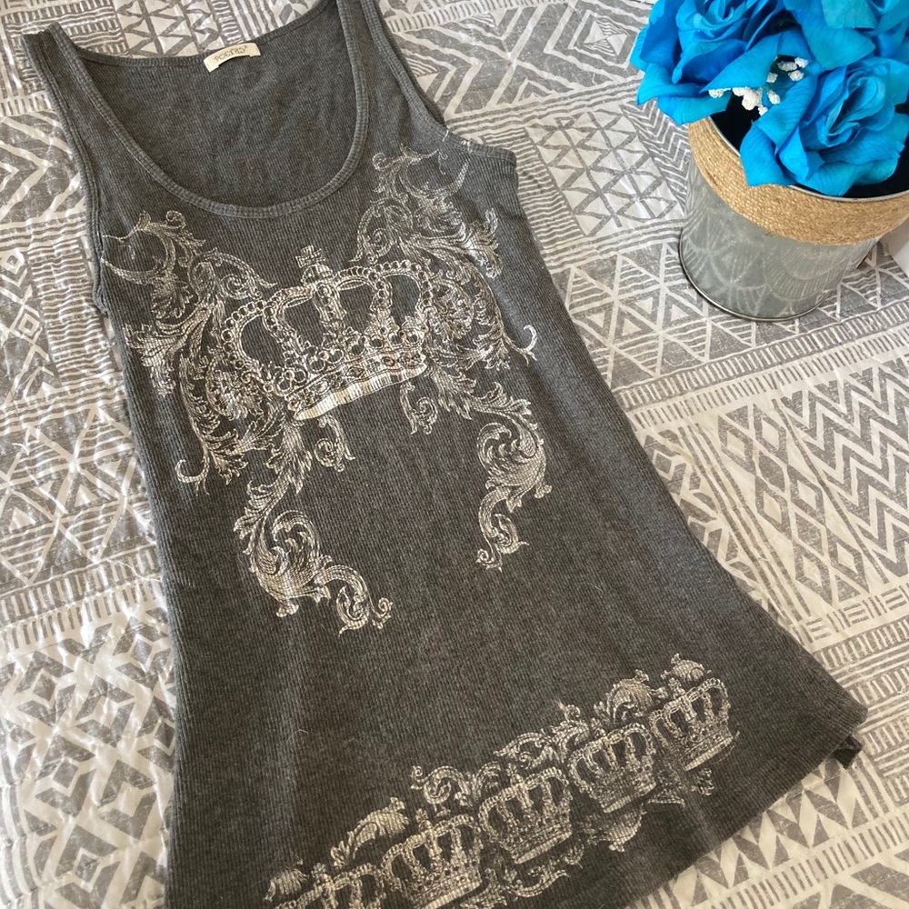 Tank Top - Picture 2 of 5
